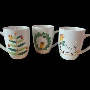 Rachel ray Holday Hoot Christmas mugs
